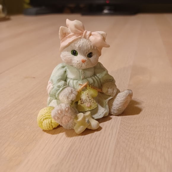 Calico Kittens "Hand Knitted With Love" - Picture 8 of 12